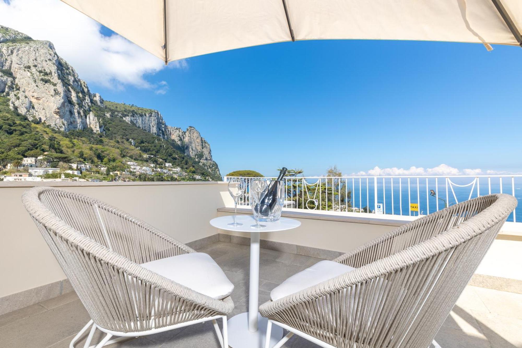 Deluxe Double Room Balcony Sea View